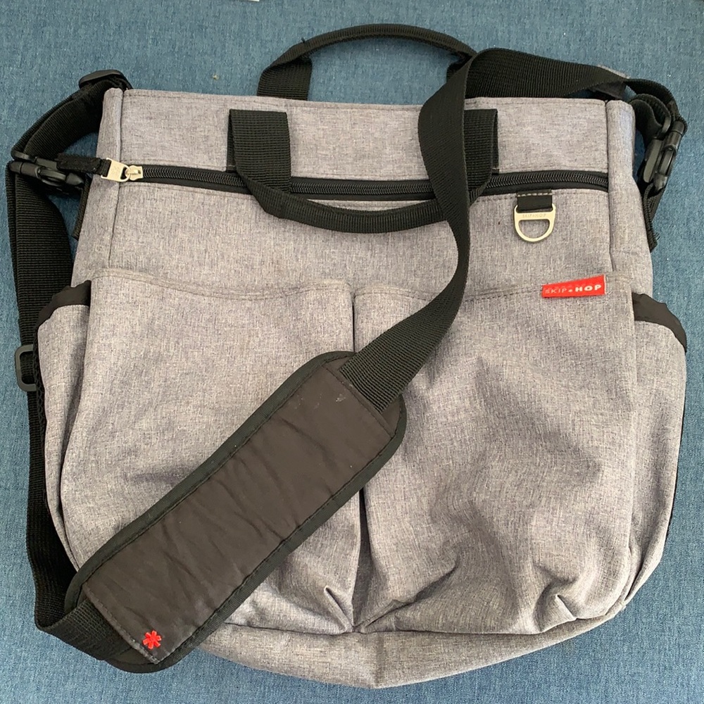 Skip Hop Messenger Diaper Bag